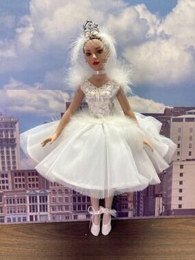 Y2K Robert Tonner 18" Miss America/Kitty Collier SWAN LAKE #AM1303 (2003) LE500